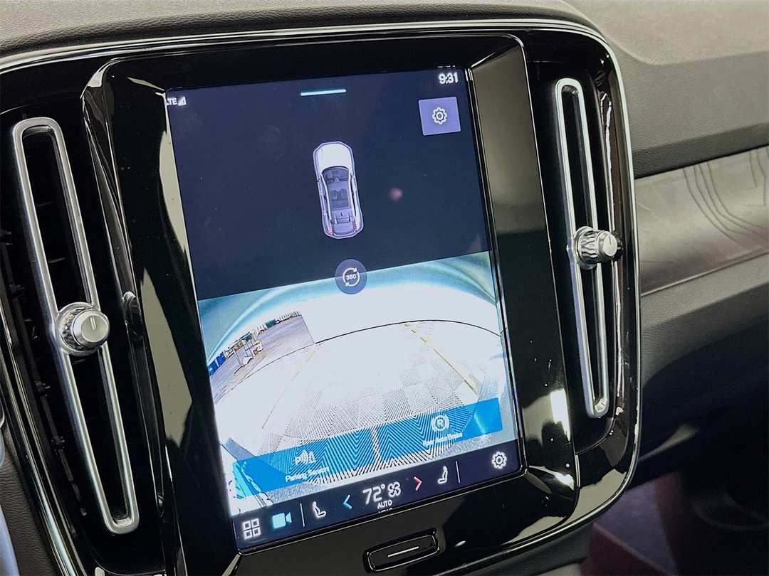 2023 Volvo C40 Recharge Pure Twin Plus - Image 14