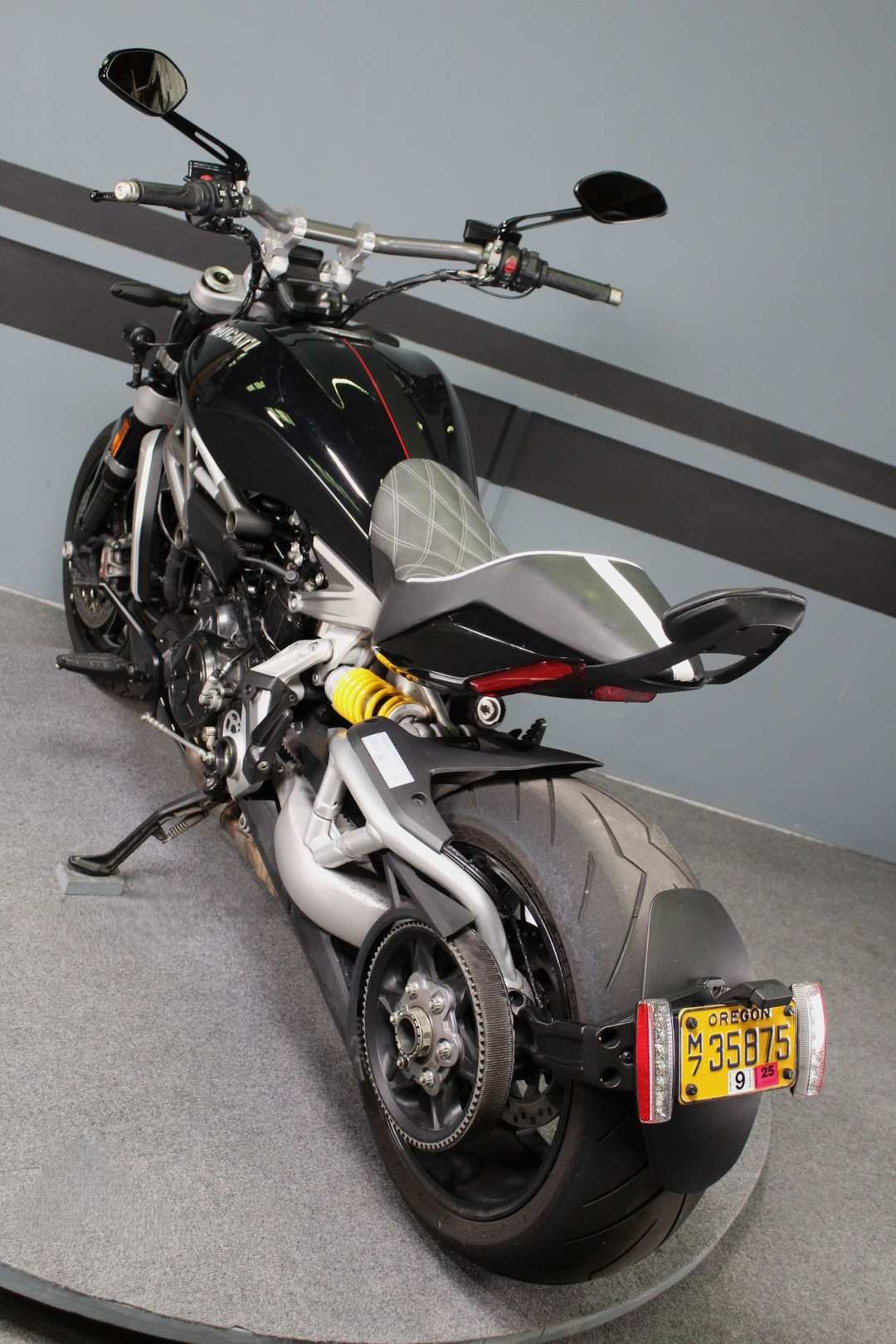 2022 Ducati Xdiavel S - Image 3