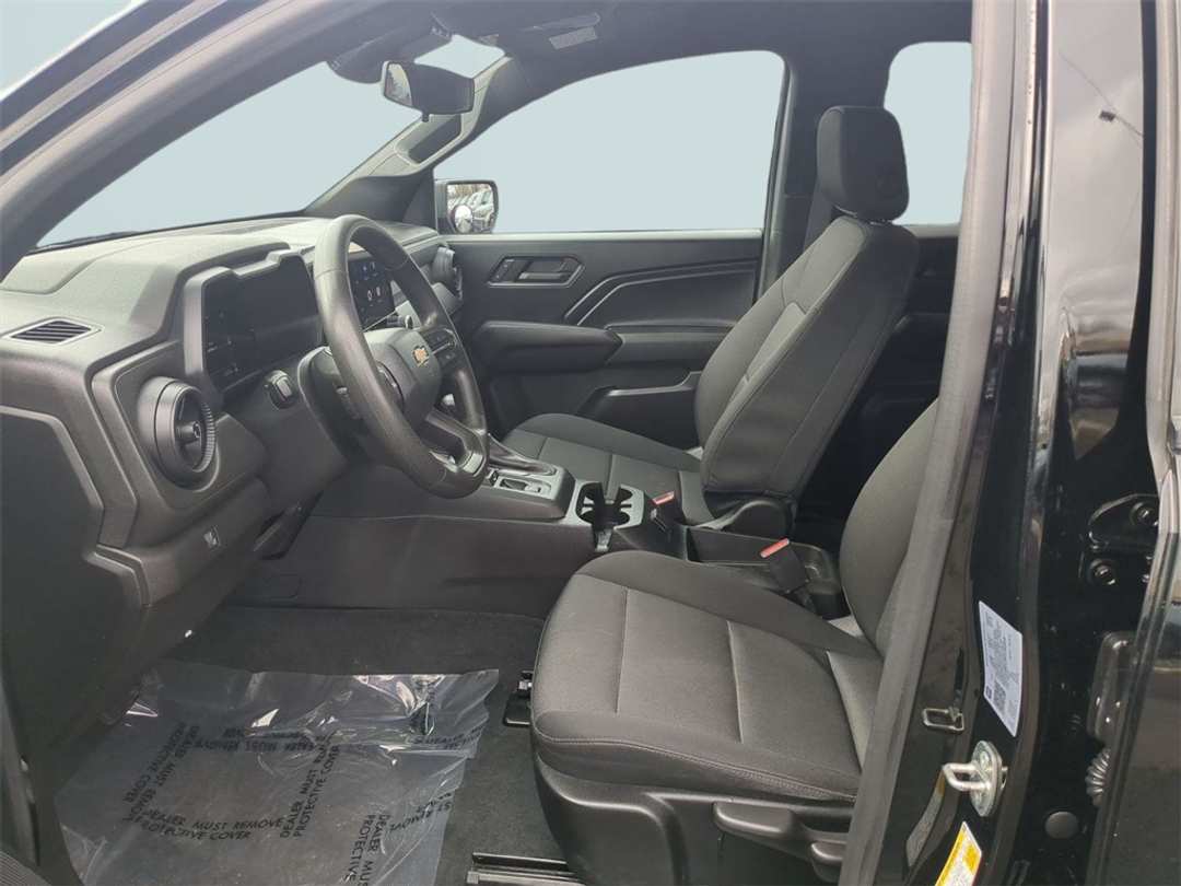 2023 Chevrolet Colorado Work - Image 21