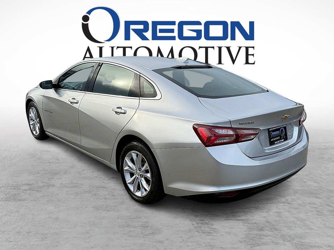 2021 Chevrolet Malibu LT - Image 3