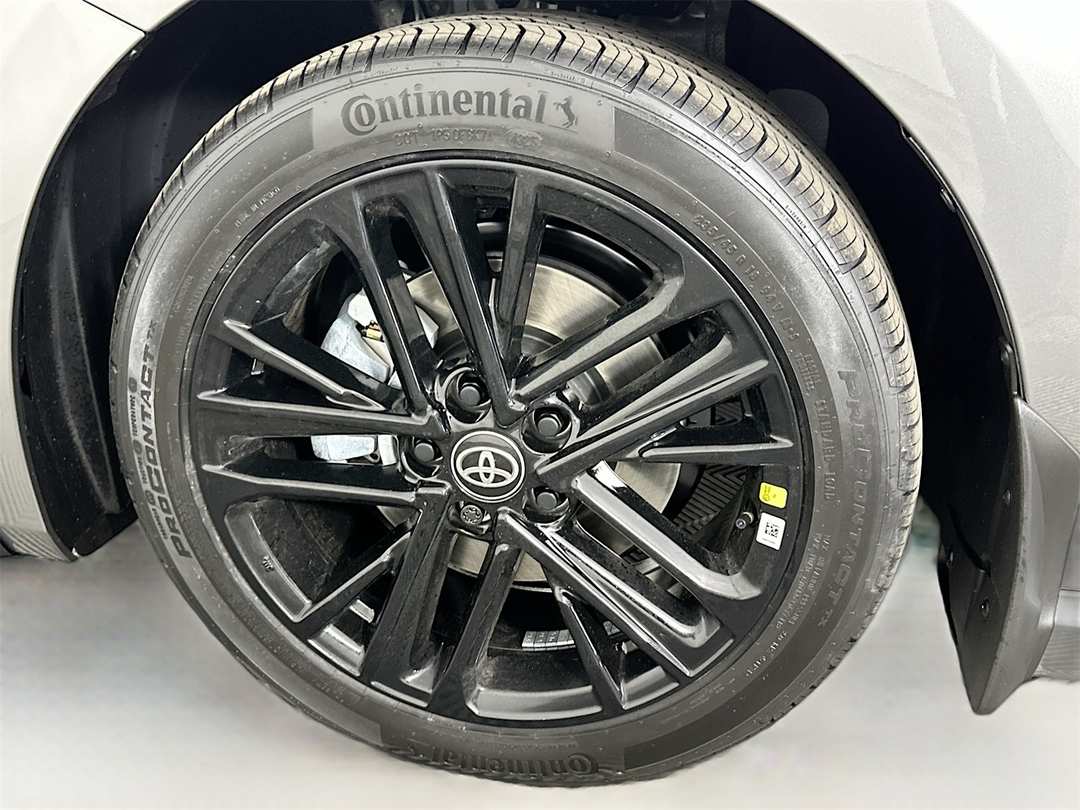 2026 Toyota Camry XSE - Image 32