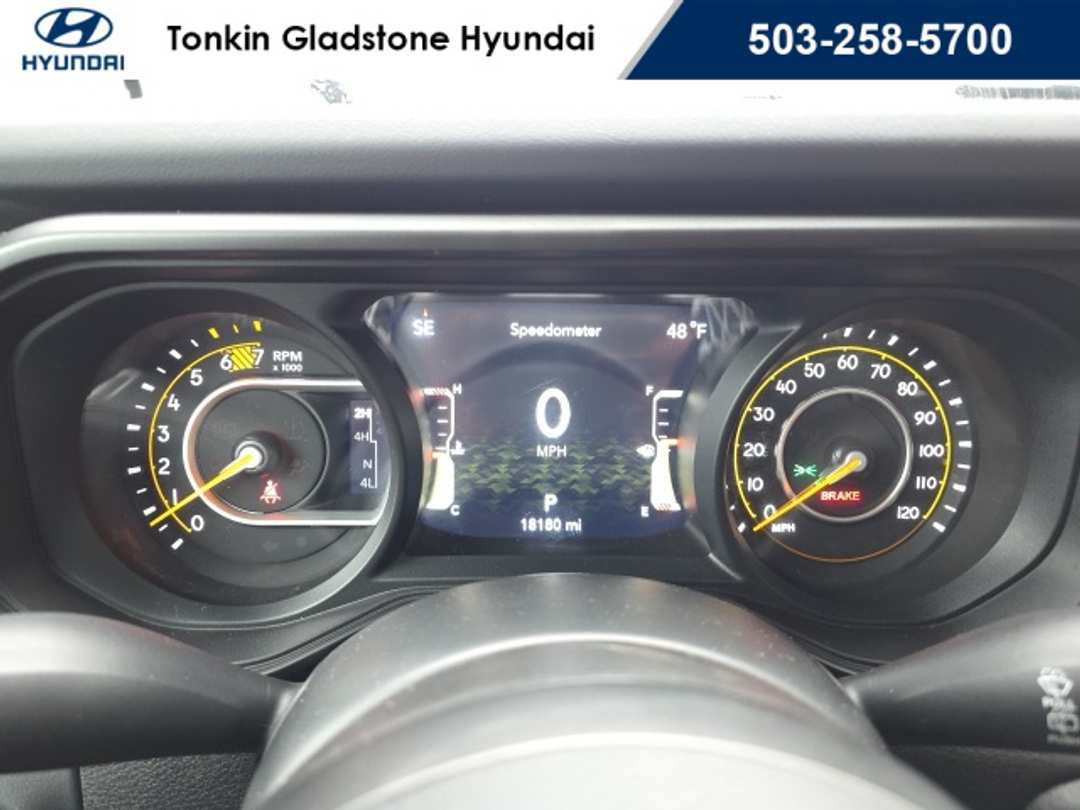 2025 Jeep Wrangler Rubicon - Image 11