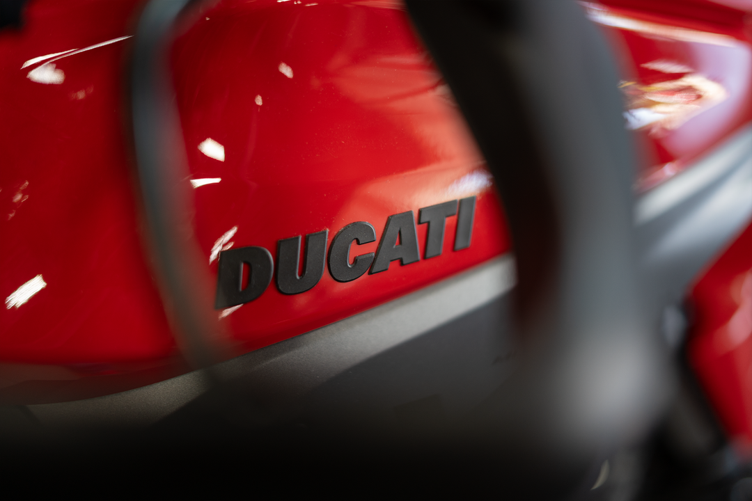 2025 Ducati Multistrada V4 - Image 8