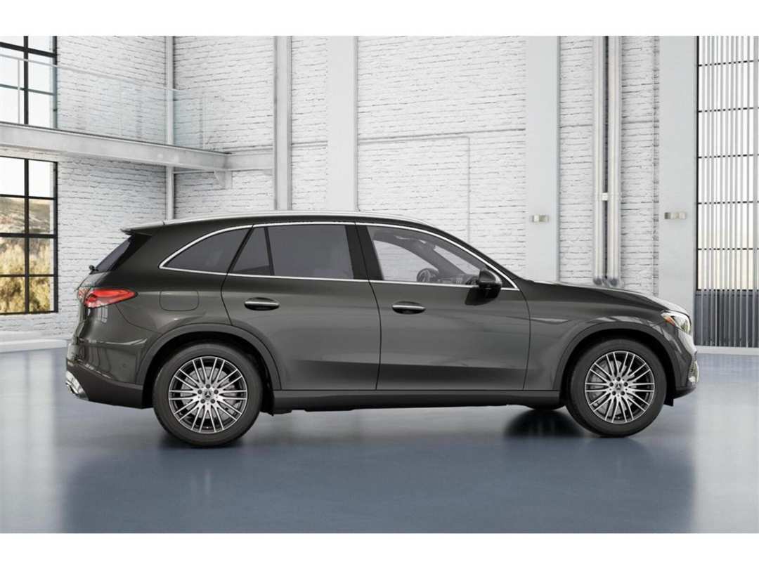 2026 Mercedes-Benz GLC GLC 300 - Image 17