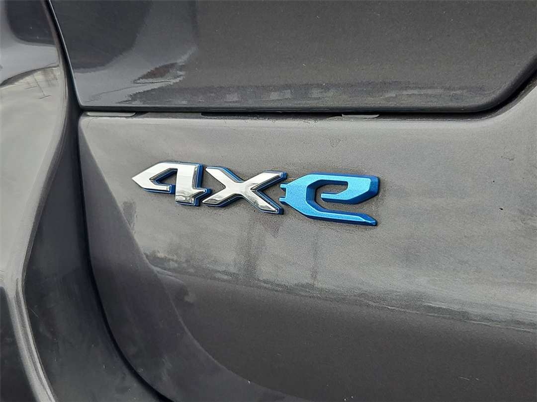 2023 Jeep Grand Cherokee Overland 4xe - Image 34