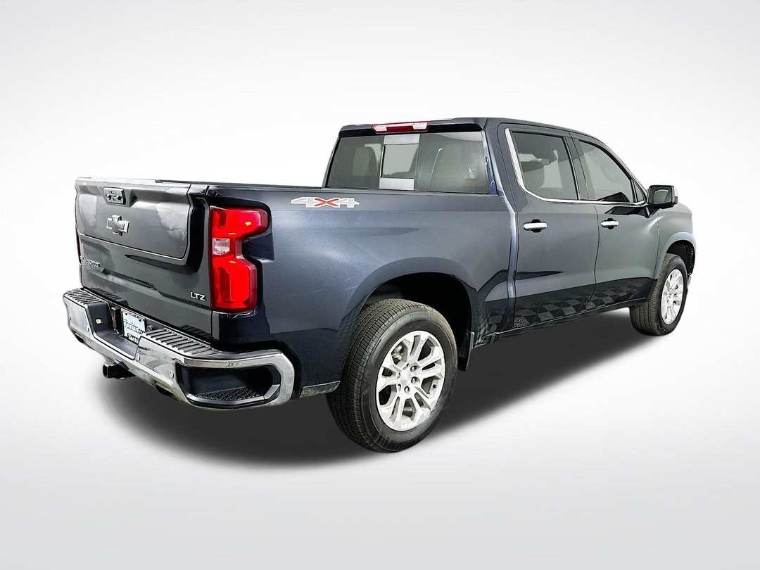 2022 Chevrolet Silverado 1500 LTZ - Image 8