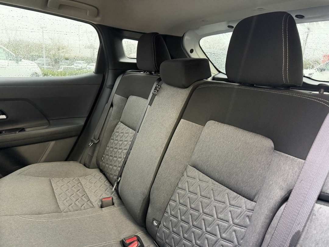 2026 Nissan Kicks SV - Image 30