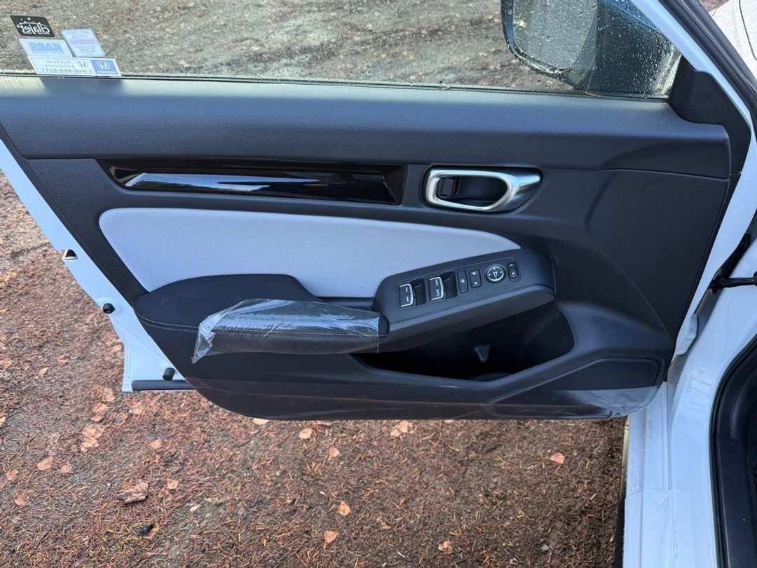 2026 Honda Civic Sport - Image 11