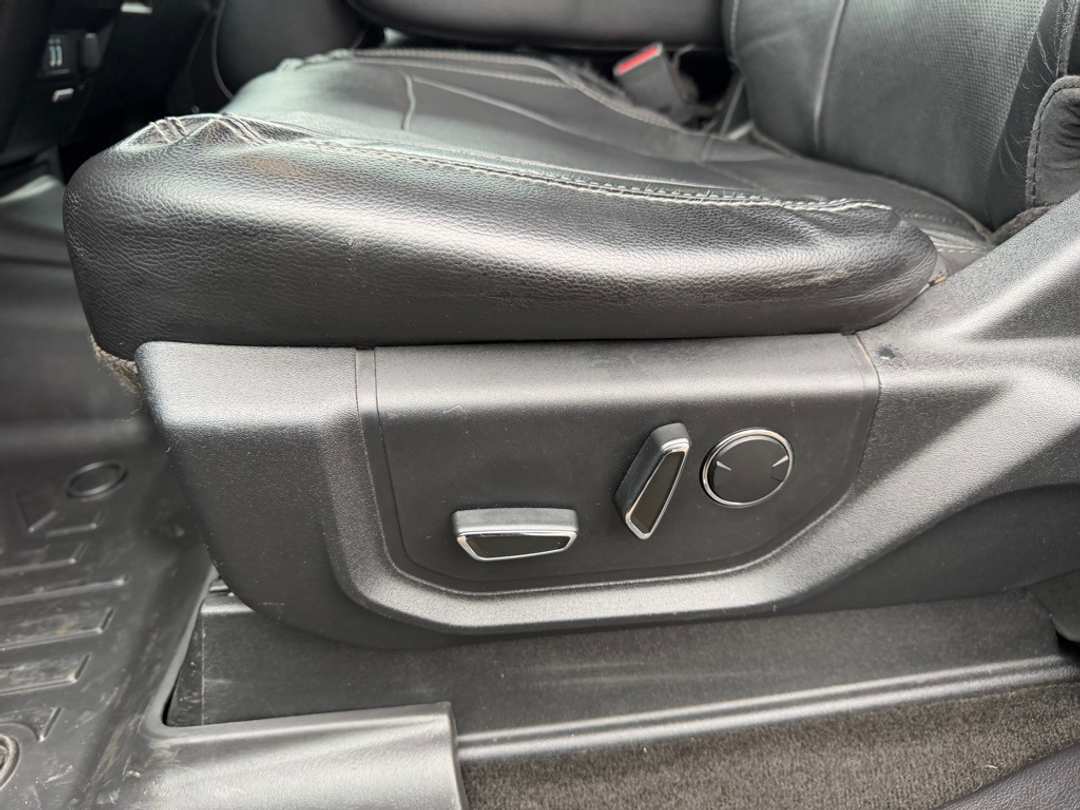 2017 Ford F-250Sd Lariat - Image 14