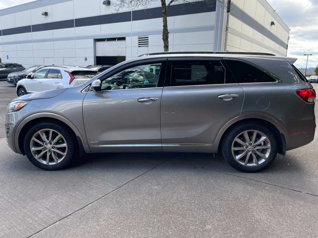 2016 Kia Sorento SX Limited - Image 6