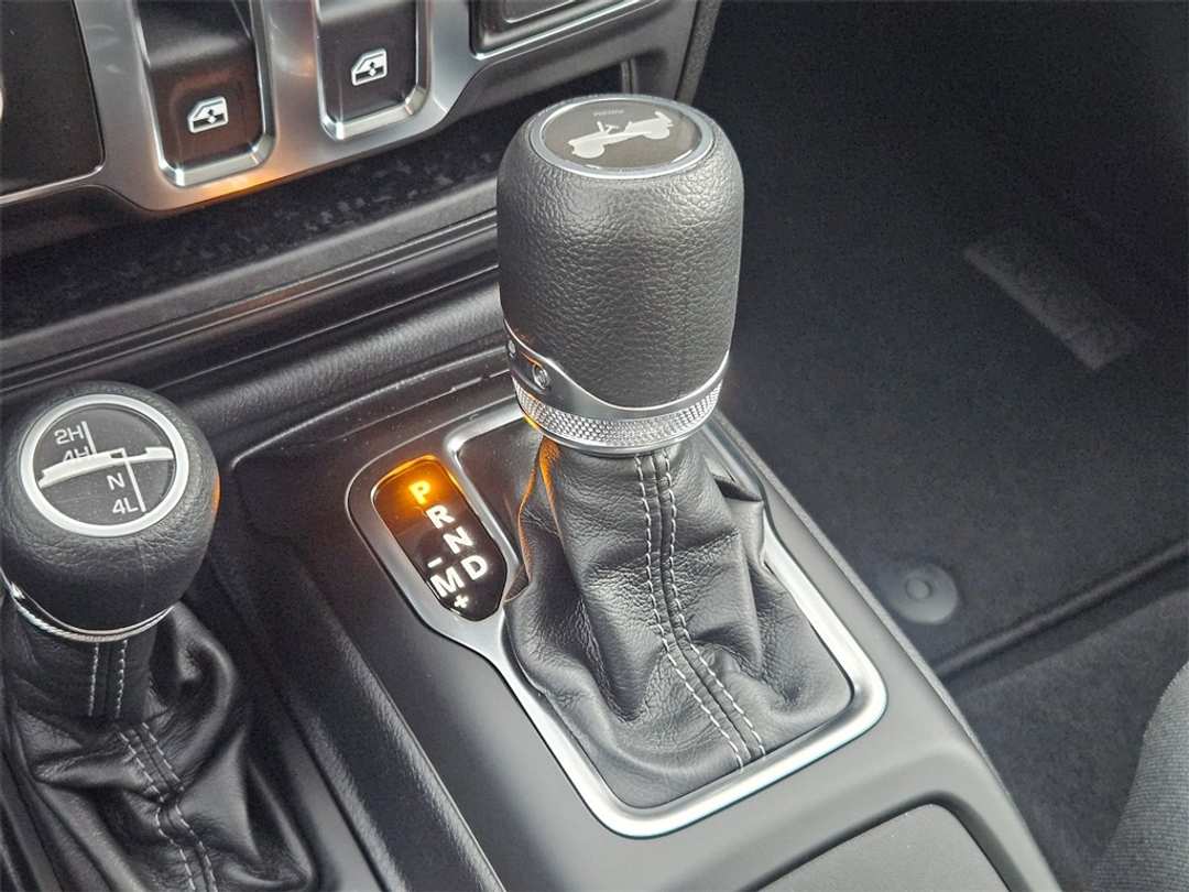 2026 Jeep Wrangler Sport - Image 18