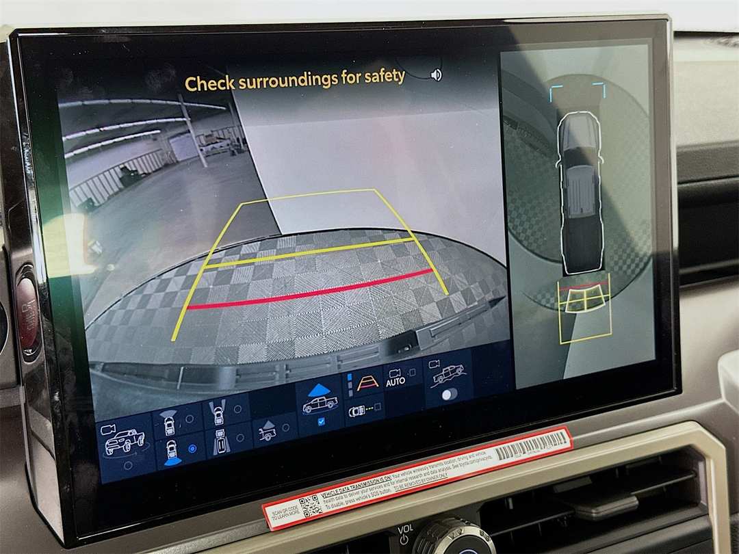 2025 Toyota Tacoma TRD OffRoad - Image 14