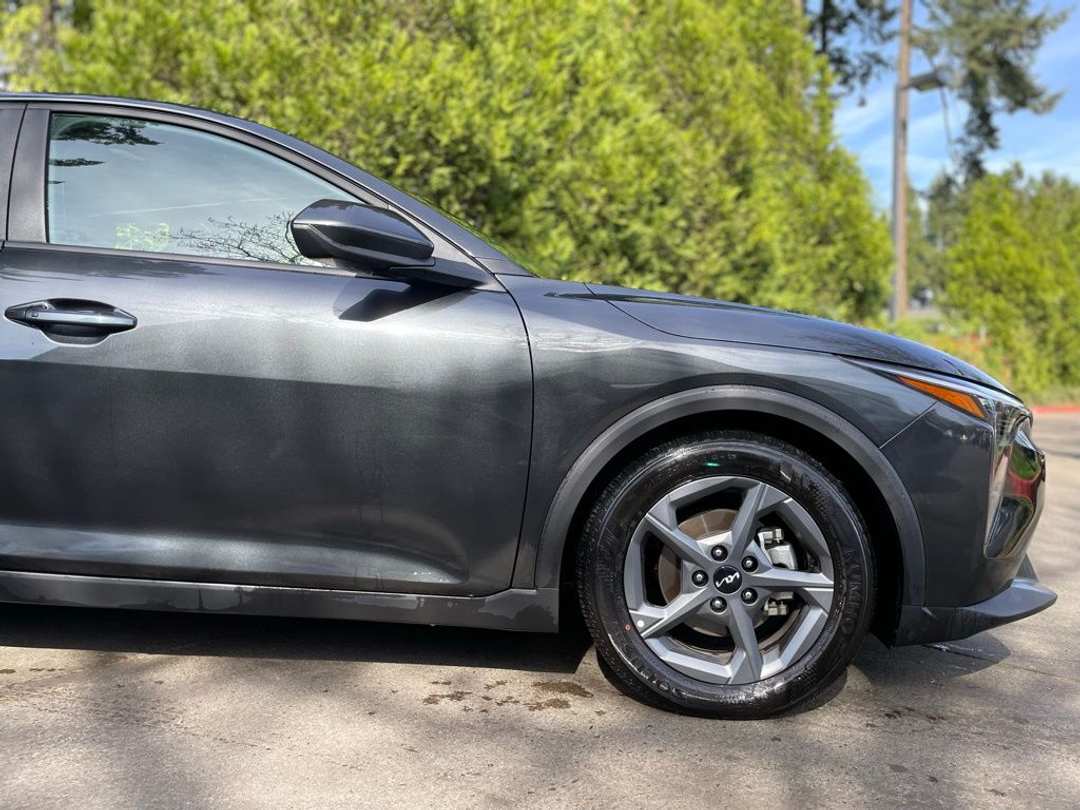 2025 Kia K4 LXS - Image 2