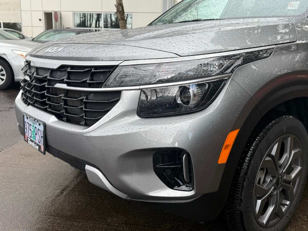 2024 Kia Seltos LX - Image 7