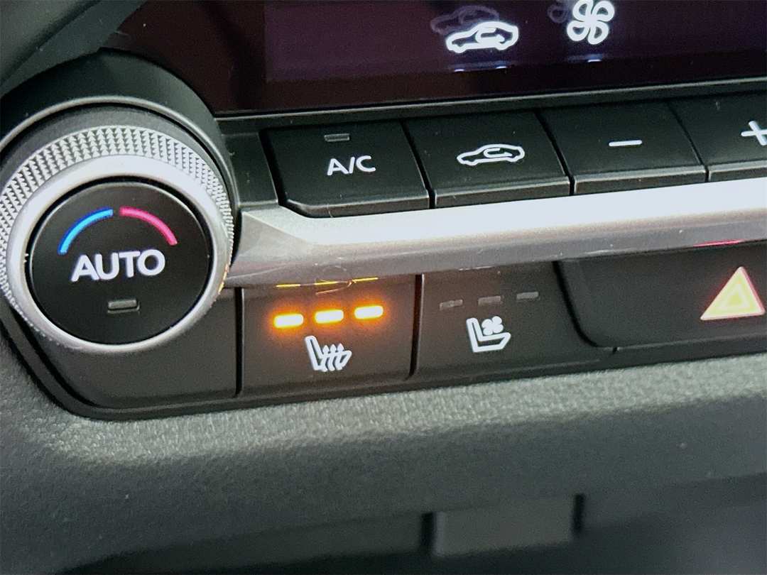 2026 MAZDA Cx-50 Premium - Image 21