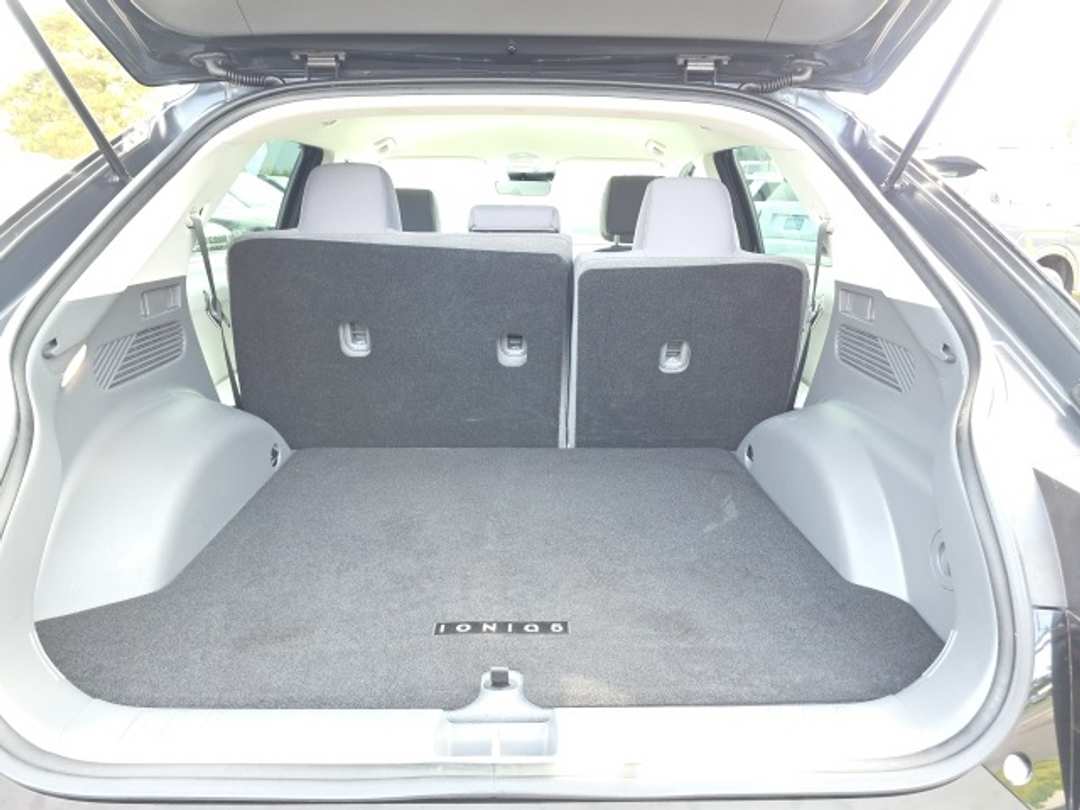 2023 Hyundai Ioniq 5 SE - Image 26