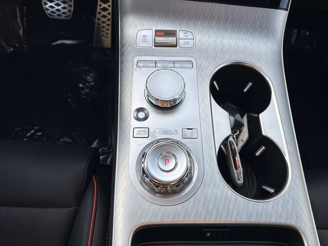 2026 Genesis Gv70 2.5T Sport Prestige - Image 25