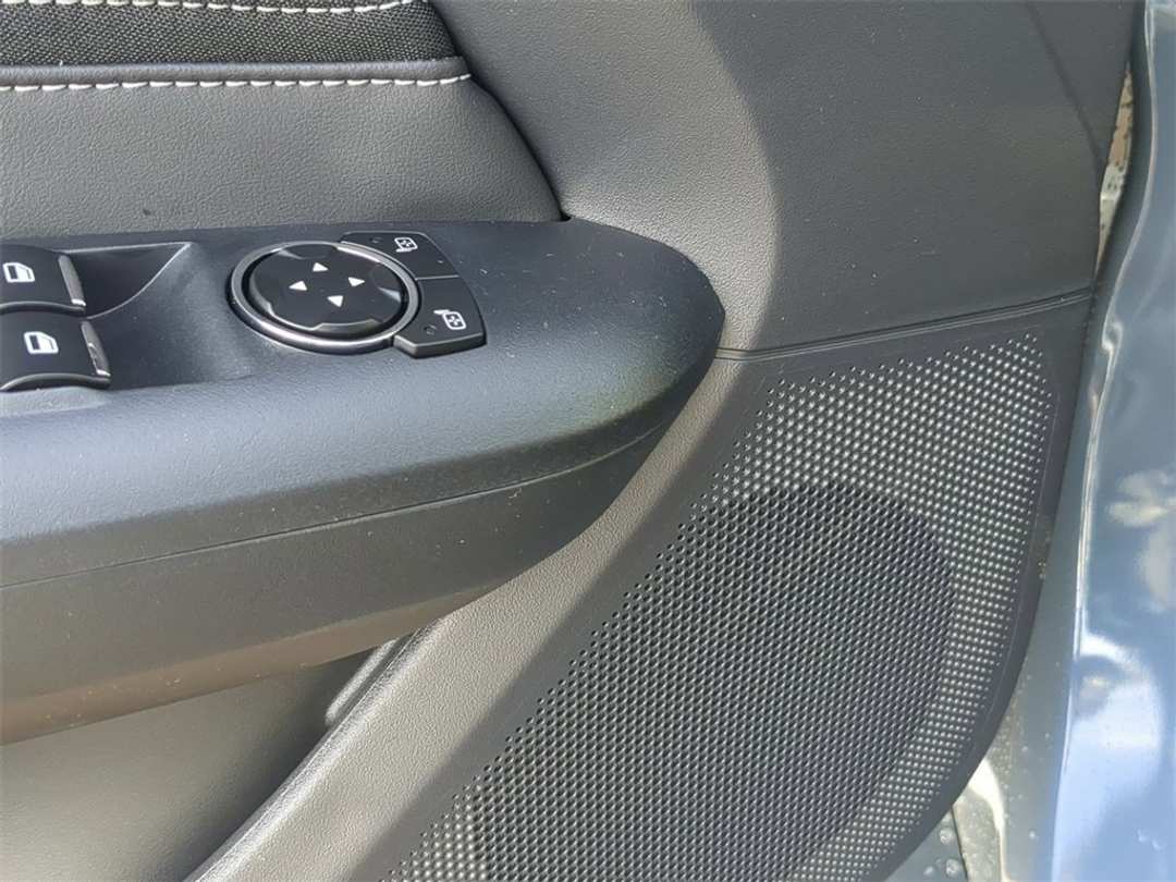 2026 Ford Mustang EcoBoost - Image 11