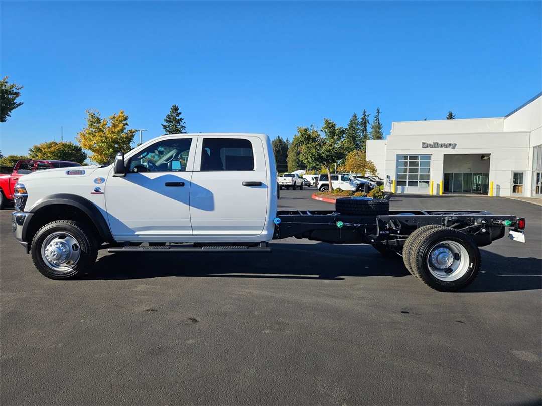 2026 Ram 5500Hd Tradesman - Image 3
