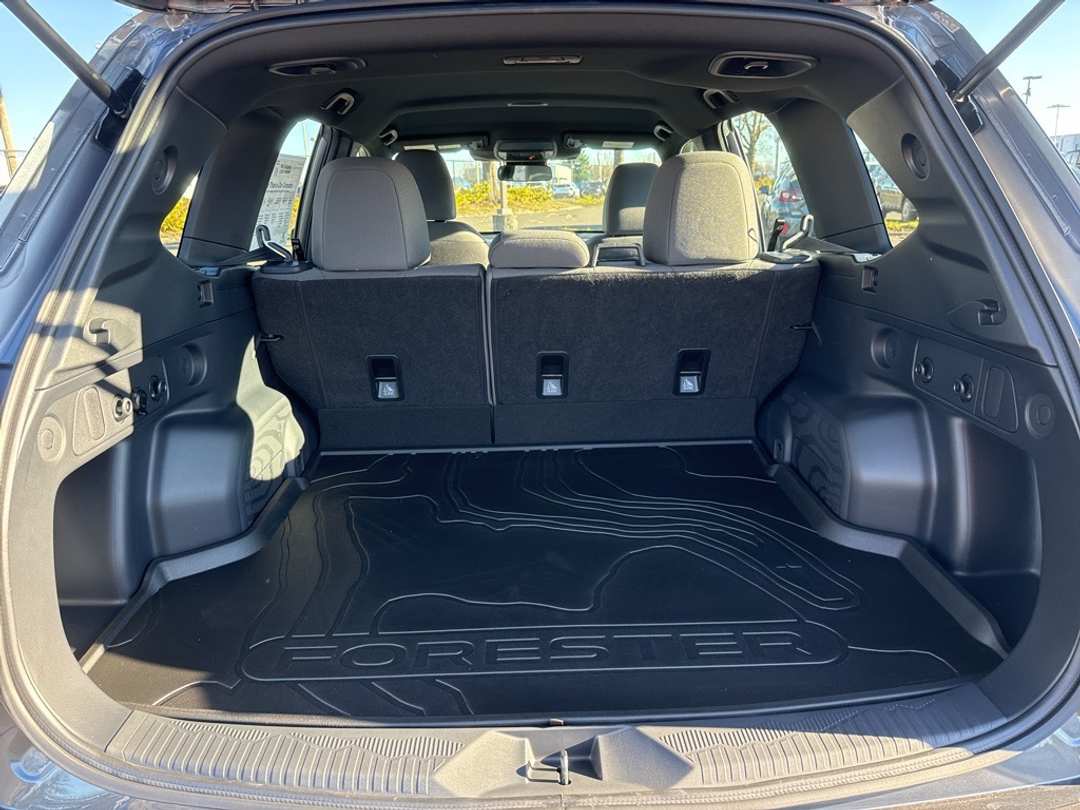 2026 Subaru Forester Base - Image 19