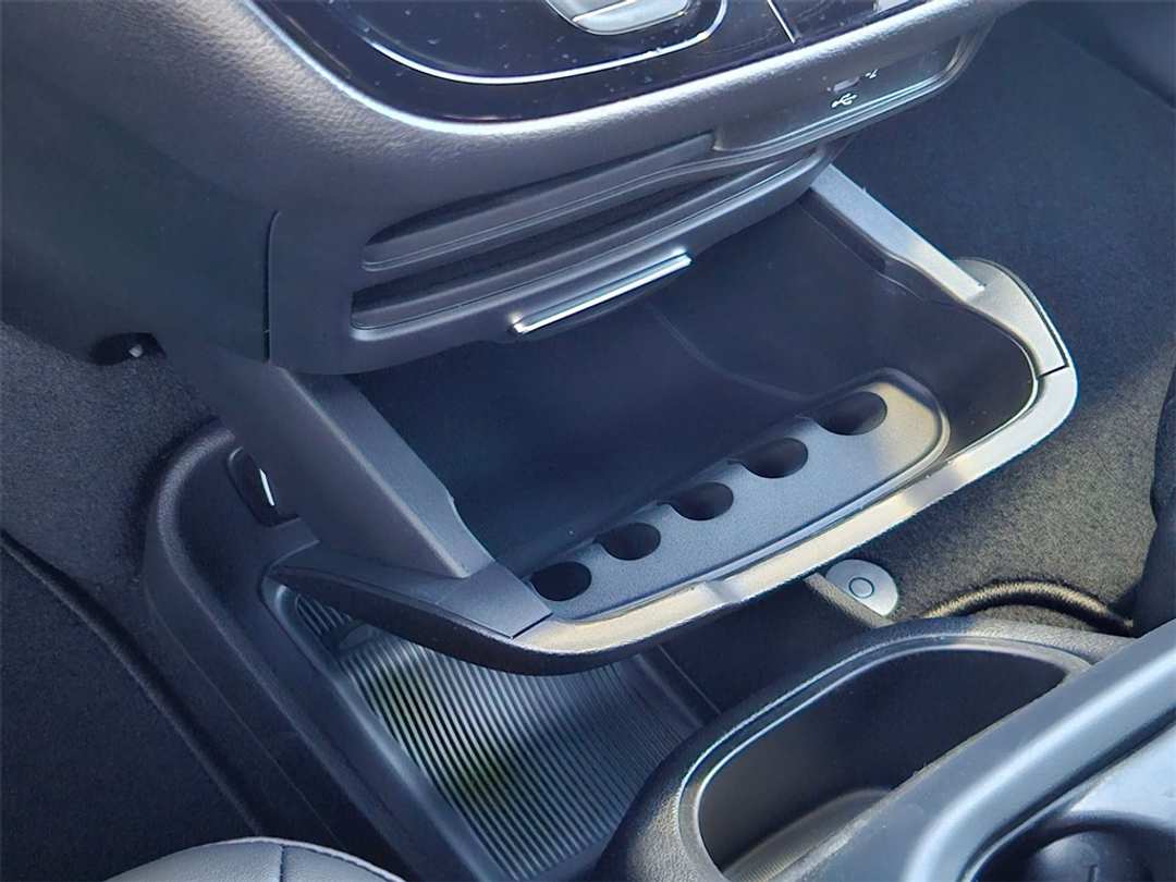 2026 Chrysler Voyager LX - Image 26