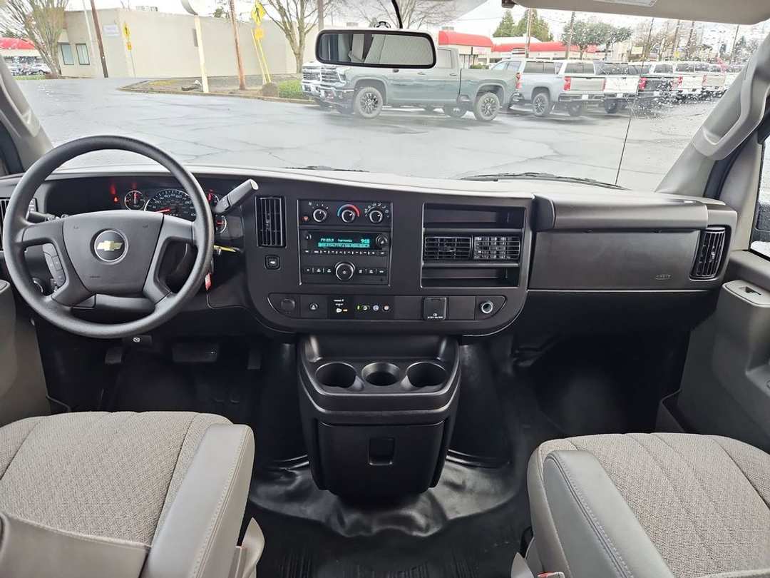 2023 Chevrolet Express 3500 LS - Image 21
