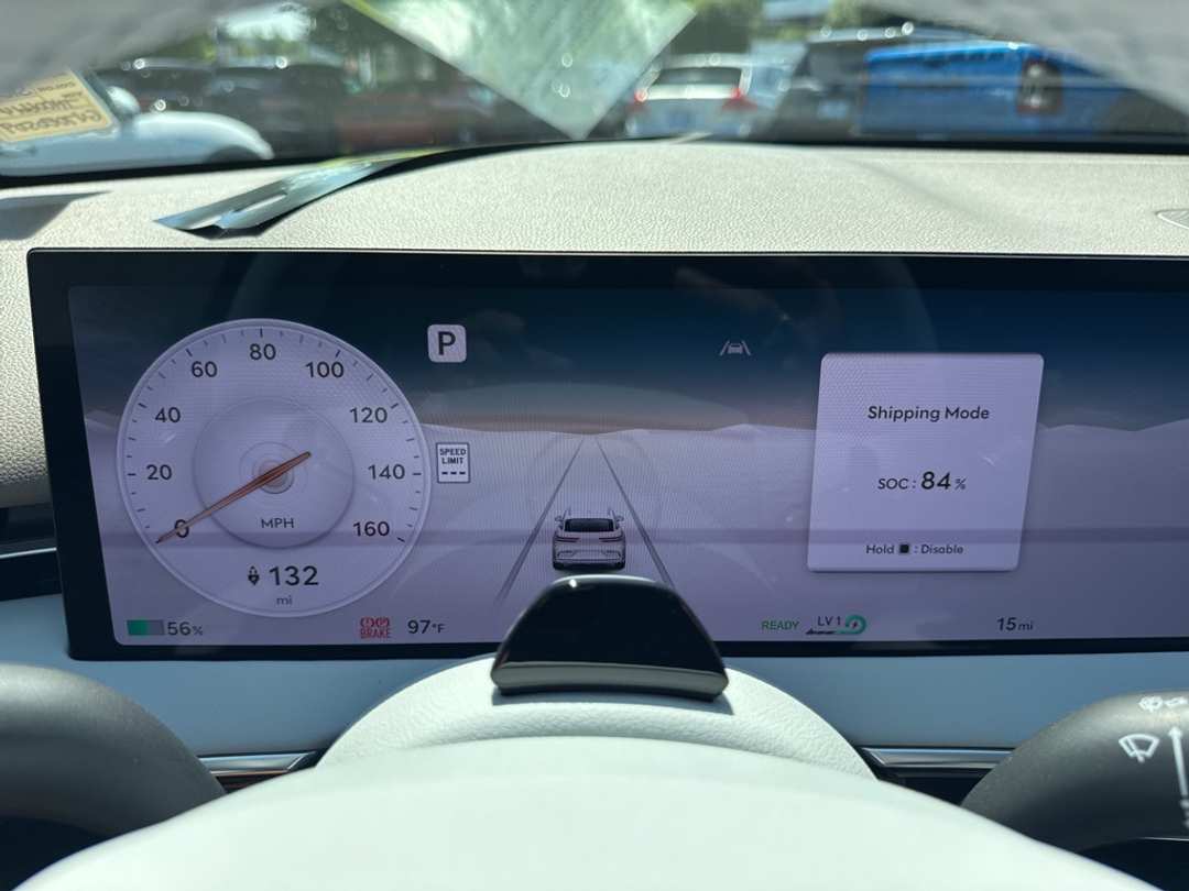 2026 Genesis Electrified Gv70 - Image 23