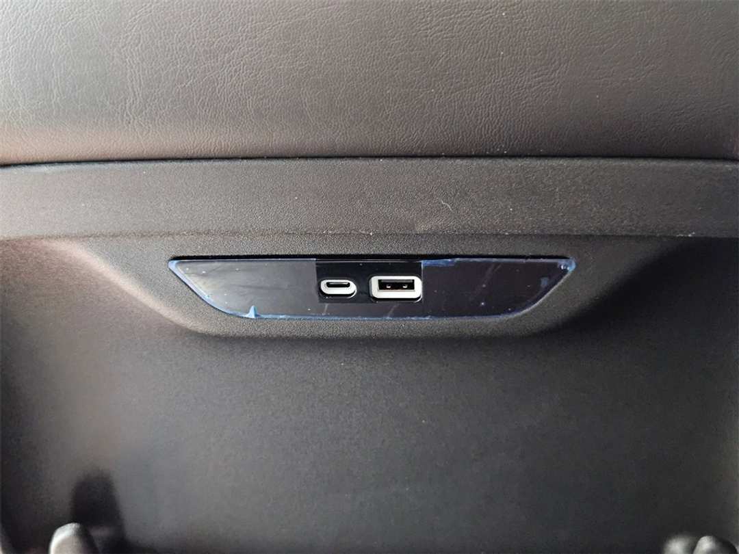 2026 Chrysler Pacifica Select - Image 26