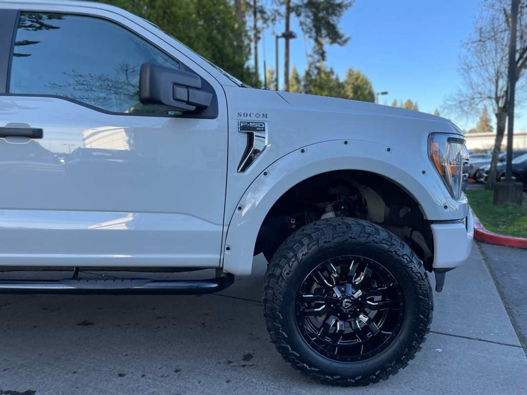 2023 Ford F-150 XL - Image 3