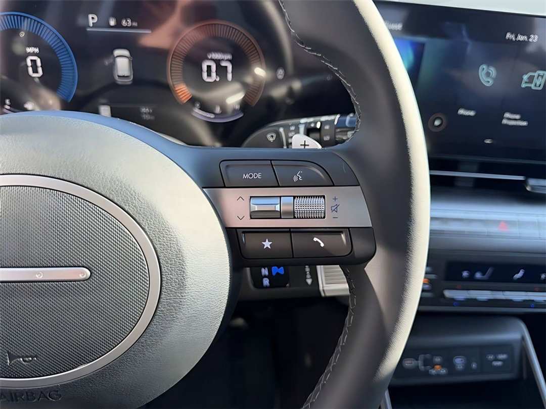 2026 Hyundai Kona SEL Premium - Image 17