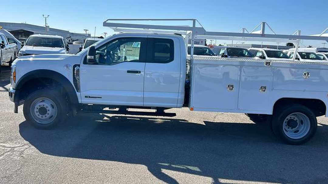 2025 Ford F-550Sd XL - Image 2