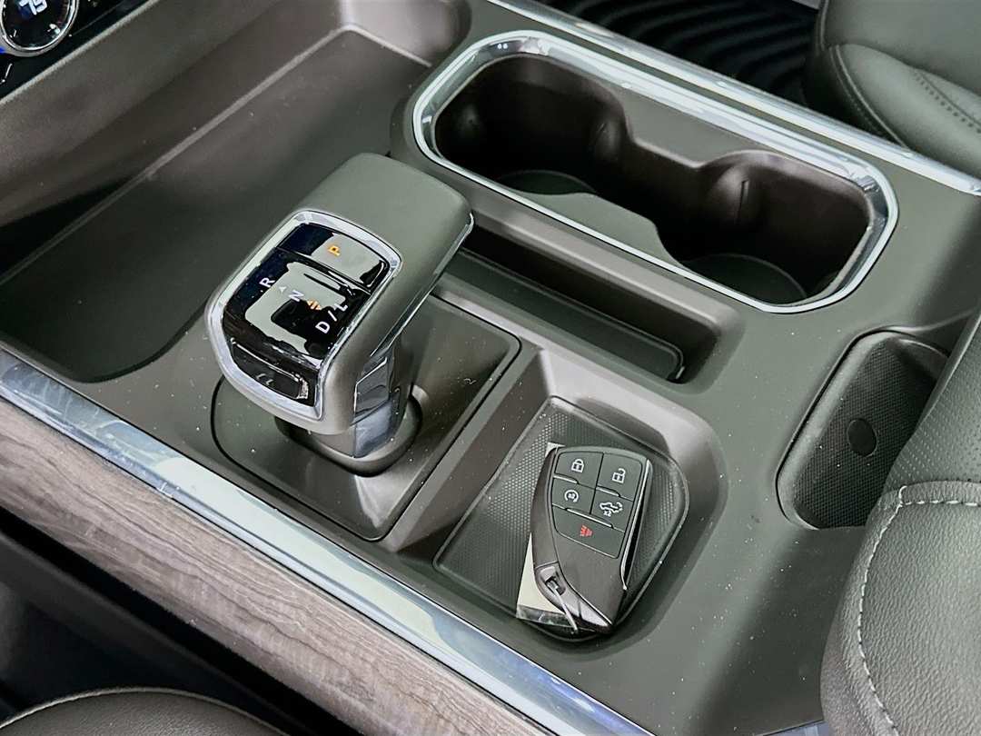 2026 Chevrolet Silverado 1500 LTZ - Image 18