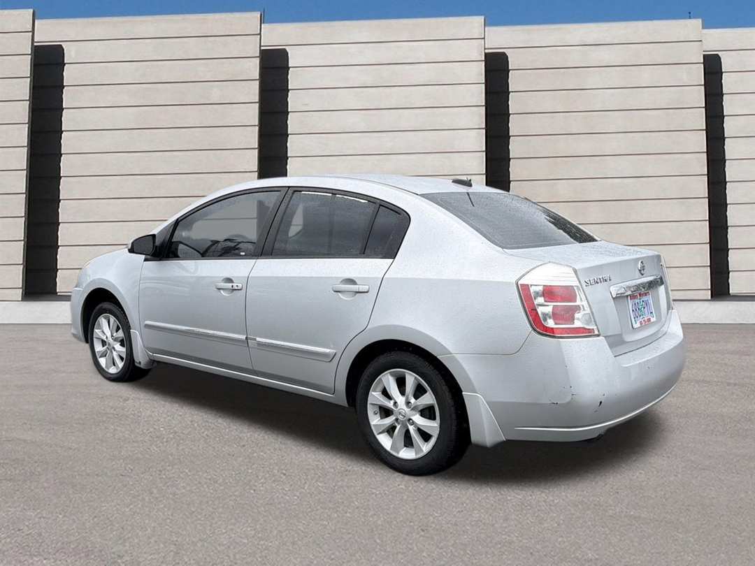 2010 Nissan Sentra 2.0 SL - Image 3