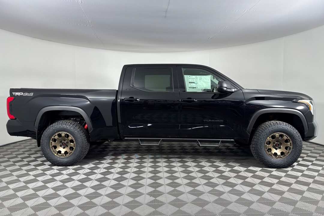 Toyota Tundra - Image 5