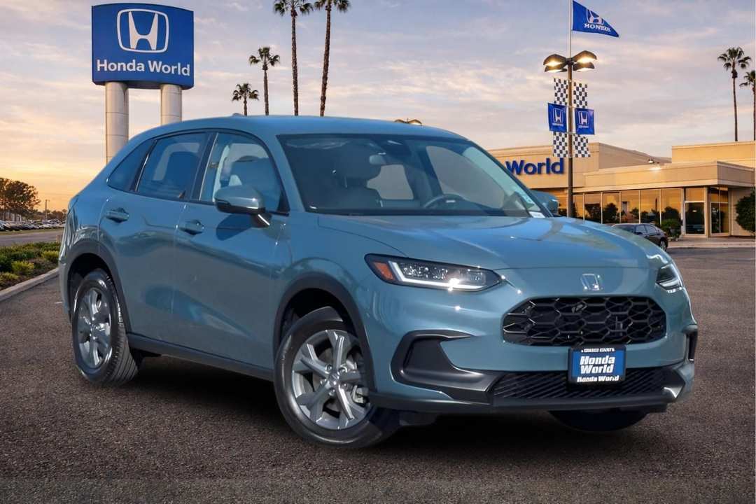 2026 Honda HR-V LX - Image 2