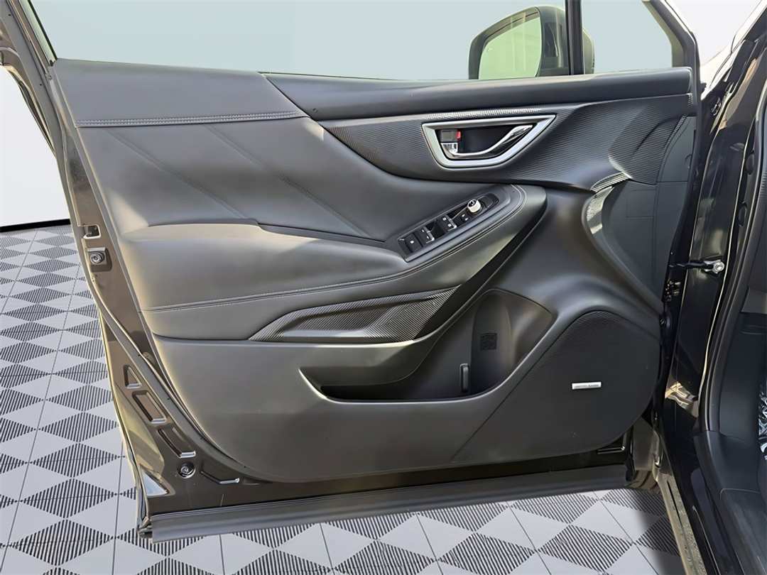 2021 Subaru Forester Limited - Image 11