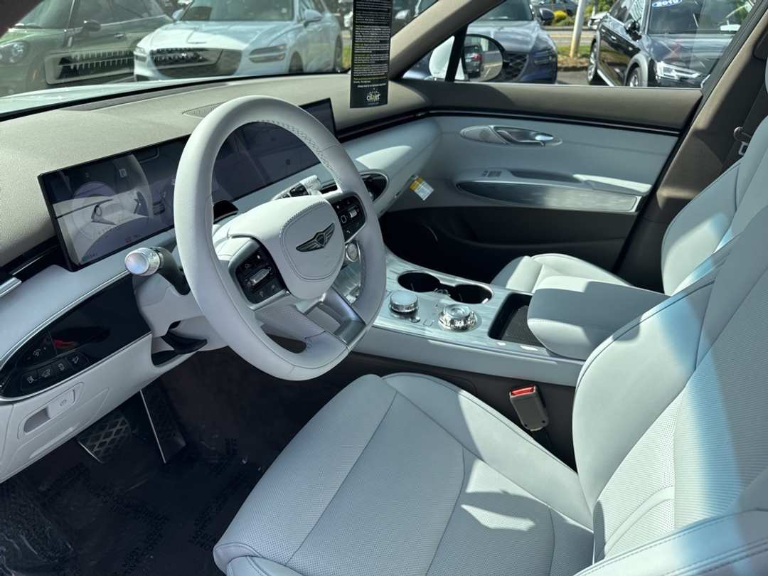 2026 Genesis Electrified Gv70 - Image 19