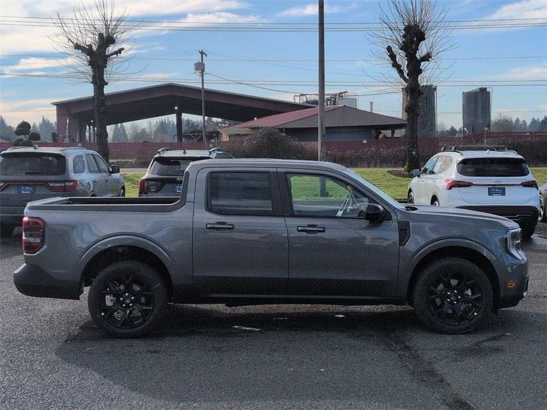 2026 Ford Maverick Lariat - Image 6