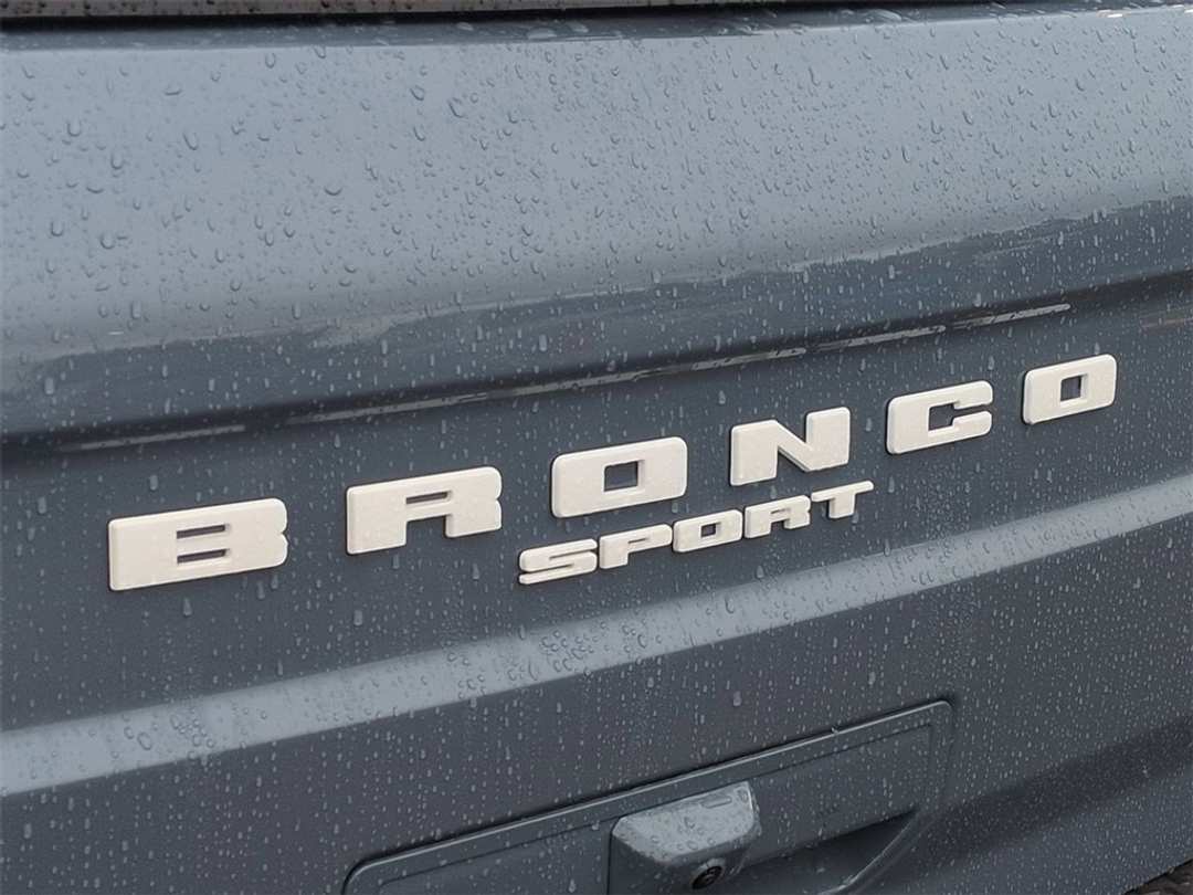 2025 Ford Bronco Sport Outer Banks - Image 28