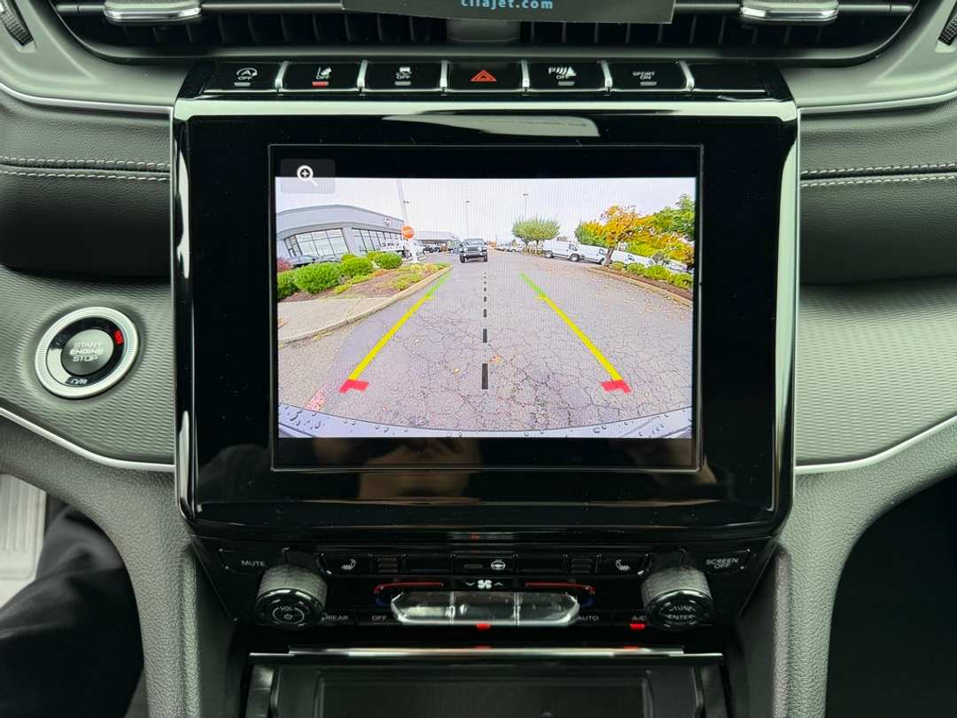 2025 Jeep Grand Cherokee Altitude X - Image 20