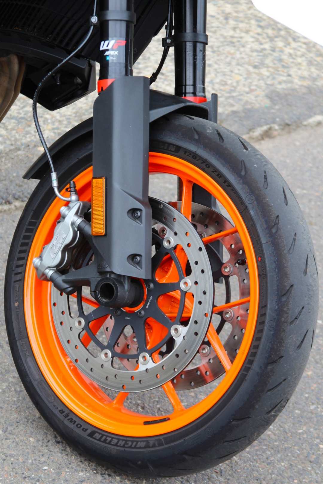 2024 KTM 890 Smt - Image 5