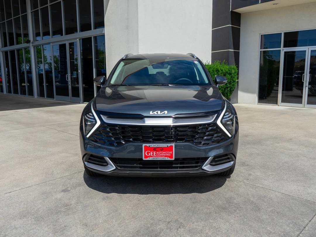 2025 Kia Sportage EX - Image 2