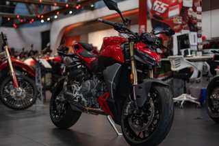 2026 Ducati Streetfighter V2