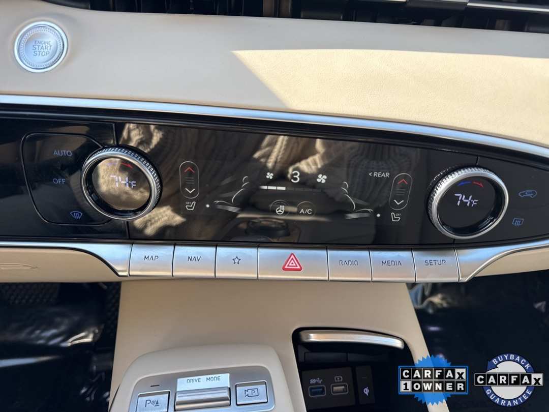 2025 Genesis Gv70 2.5T - Image 25