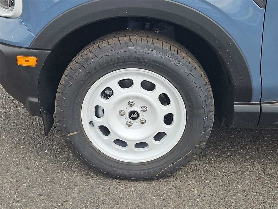 2025 Ford Bronco Sport Heritage - Image 34