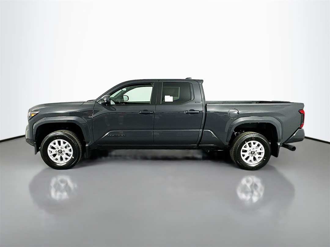 2026 Toyota Tacoma SR5 - Image 4