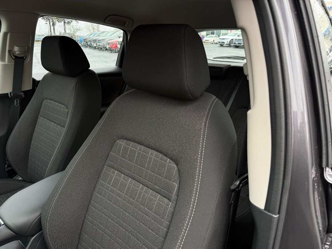 2025 Honda HR-V LX - Image 29