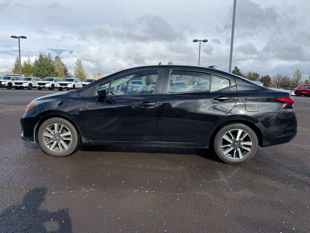 2024 Nissan Versa 1.6 SV - Image 3