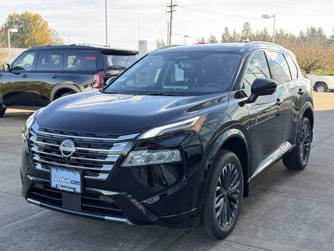 2026 Nissan Rogue Platinum - Image 6