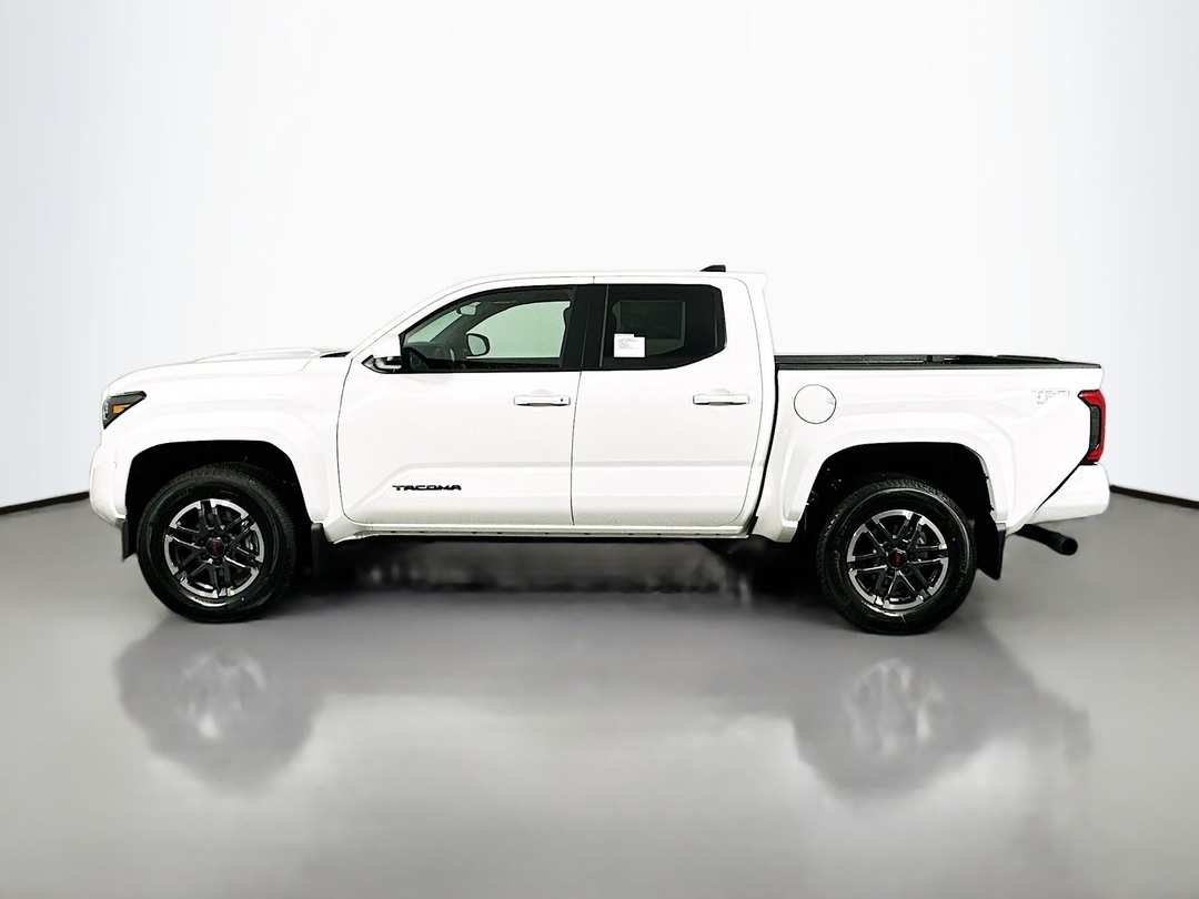 2026 Toyota Tacoma TRD Sport - Image 4